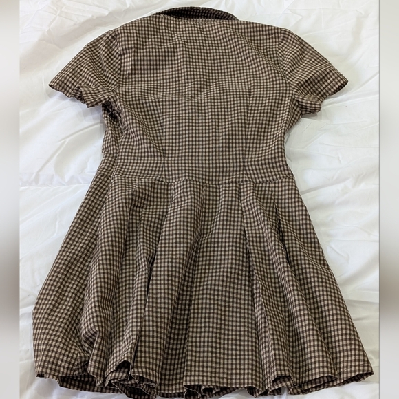 BNWT / XS / Rihoas / Brown Plaid Lapel Pleated Mini Dress - Picture 2 of 4